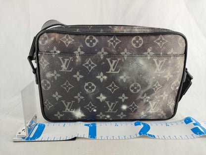 LOUIS VUITTON Bumbag Shoulder Bag