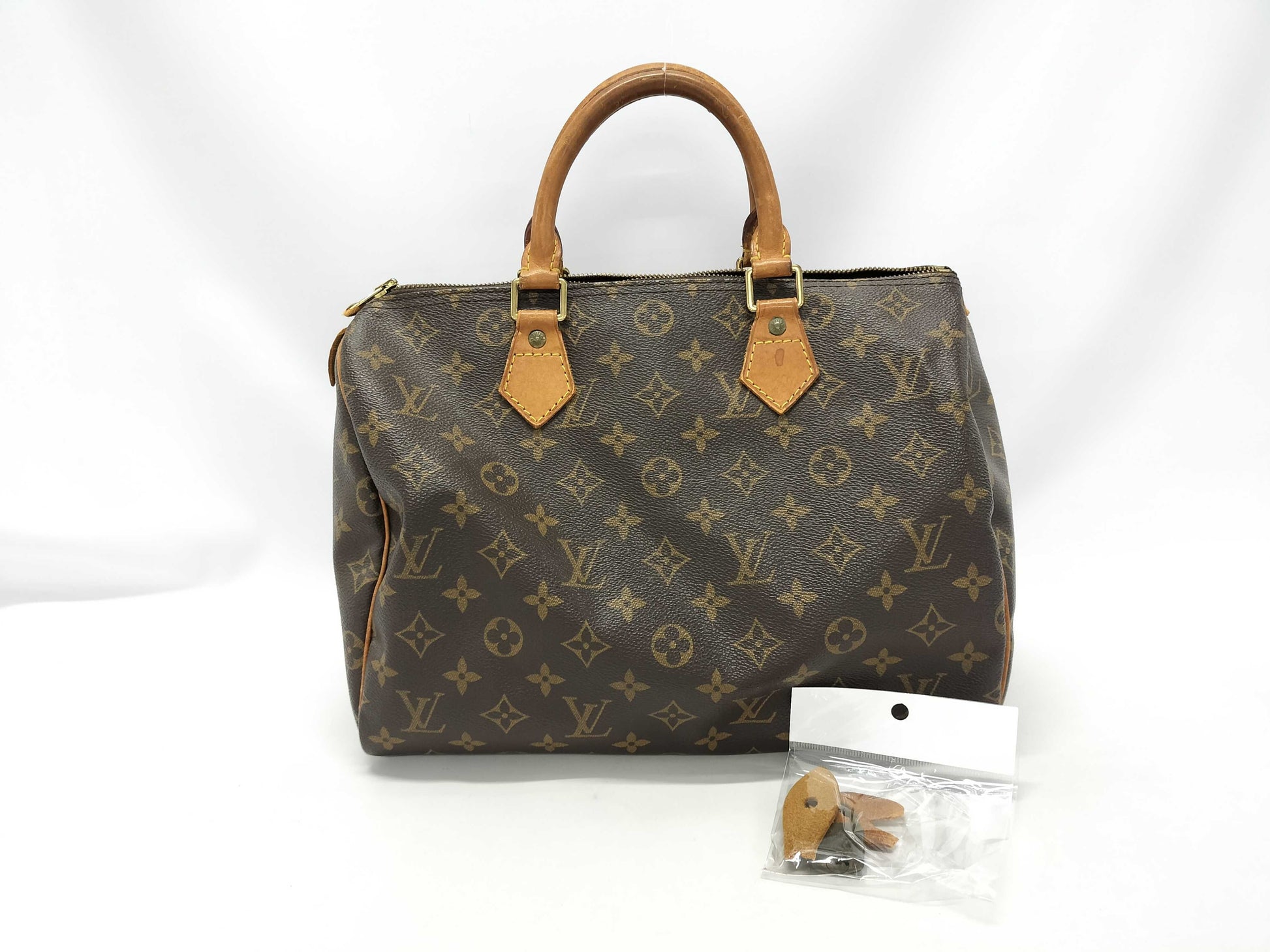 LOUIS VUITTON Louis Vuitton Monogram Speedy 30 Handbag