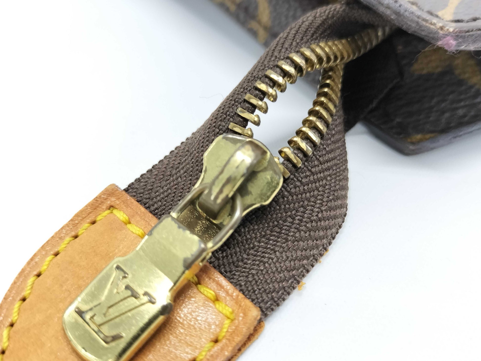 LOUIS VUITTON Louis Vuitton Monogram Babylon Tote Bag