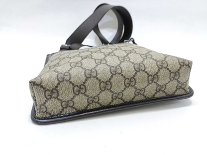 GUCCI GG Supreme Gucci 92562 GG Line PVC Crossbody Shoulder Bag Canvas x Leather Beige Shoulder Bag