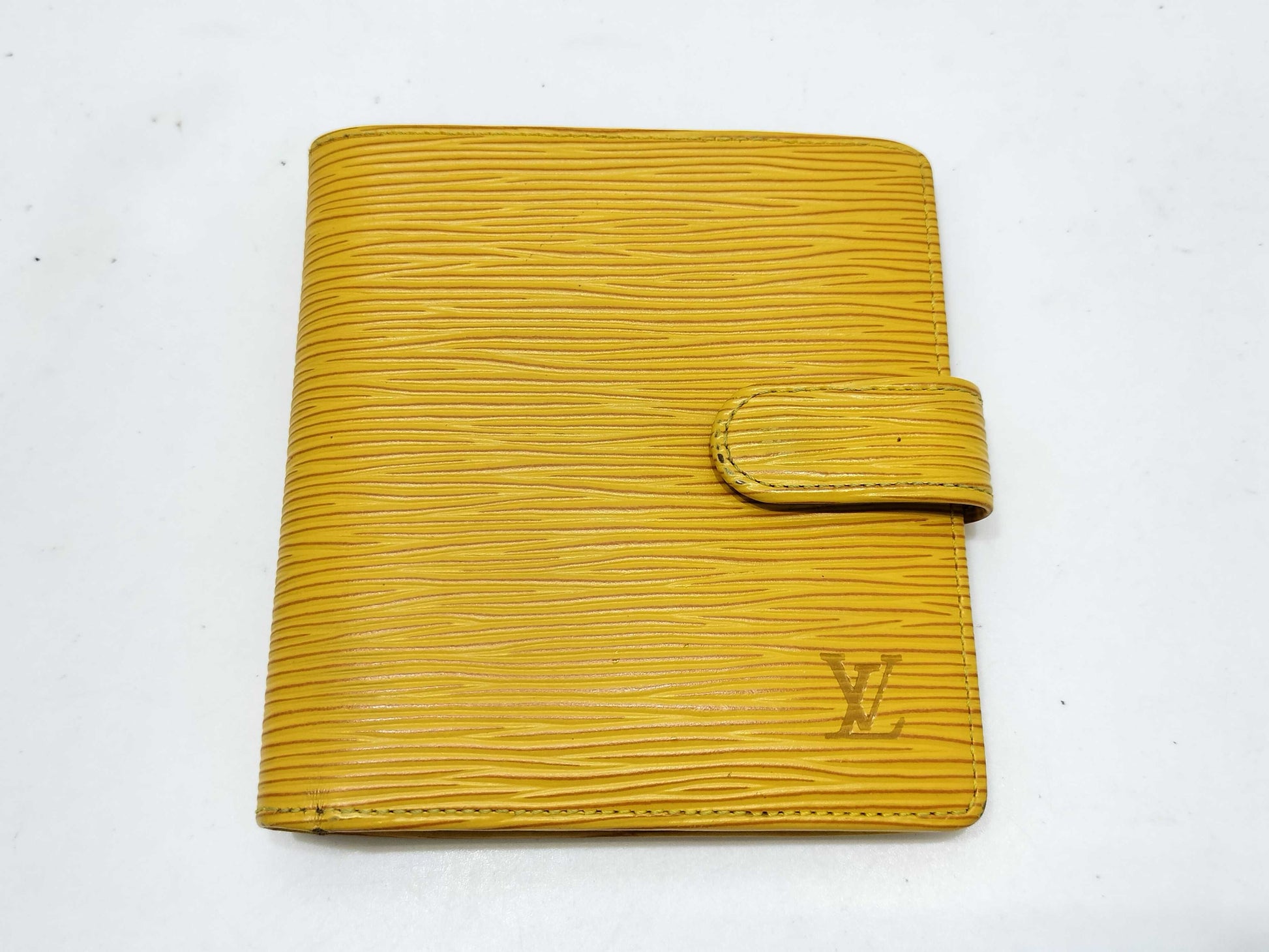 LOUIS VUITTON Epi Vuitton M63559 Bi-Fold Wallet Porto Vier Compact Epi Leather Tassili Yellow Wallet