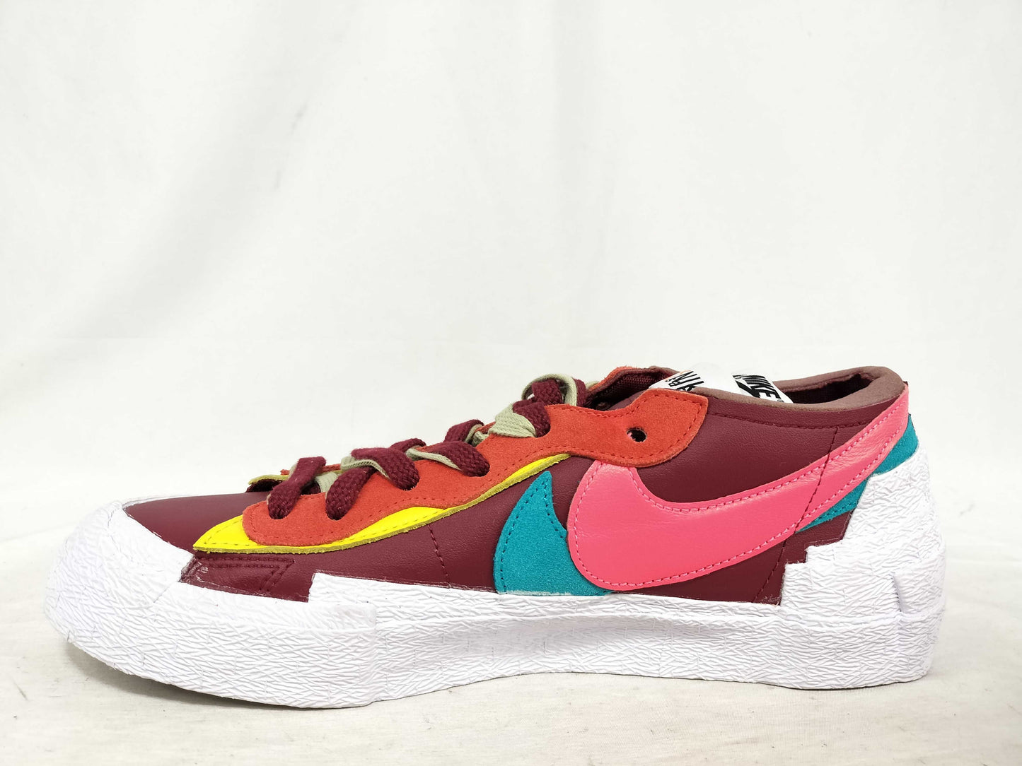 NIKE Nike x sacai x Kaws Blazer Low-Cut Sneakers
