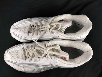 NIKE Nike Shox R4 WHITE Shox Sneakers White Sneakers