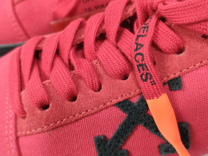 Off-white Arrow Canvas Low-Top Sneakers