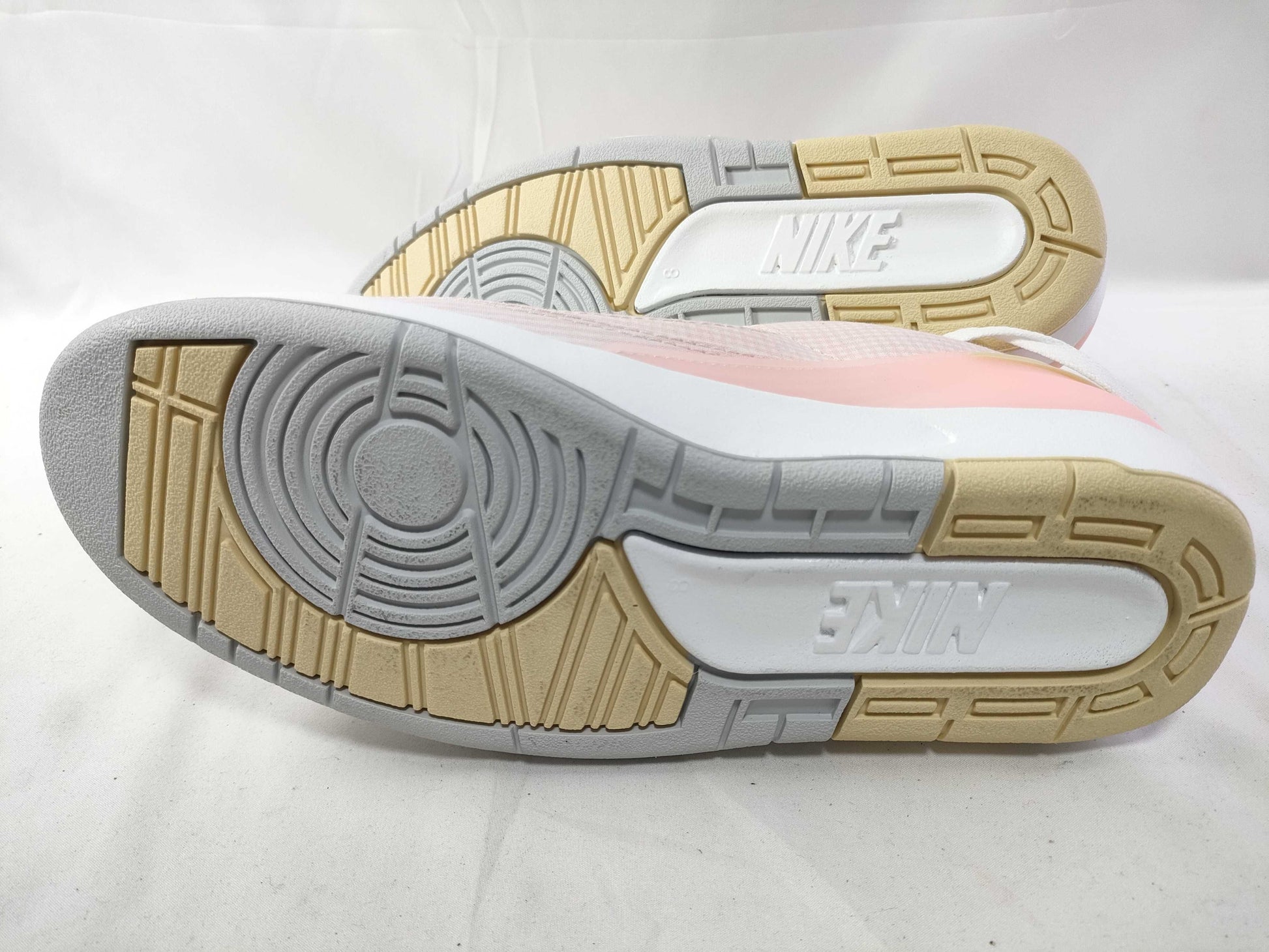 New Nike Air Jordan 2 Low Seersucker Sneakers