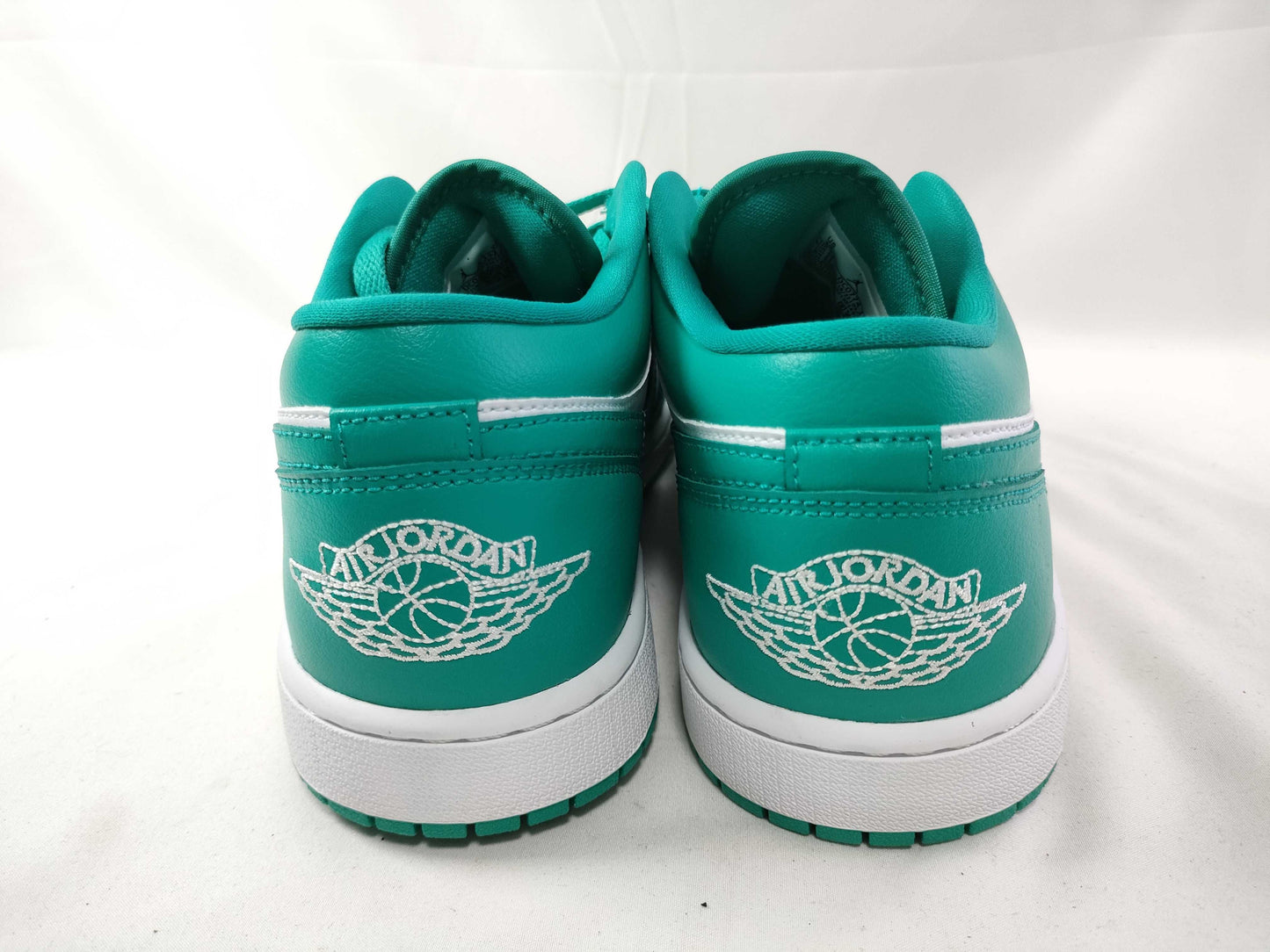 New NIKE WMNS AIR JORDAN1 LOW DC0774 132 Sneakers