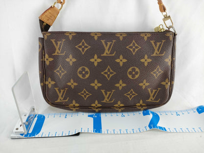 LOUIS VUITTON Monogram Accessoir Monogram VI0999 Pouch