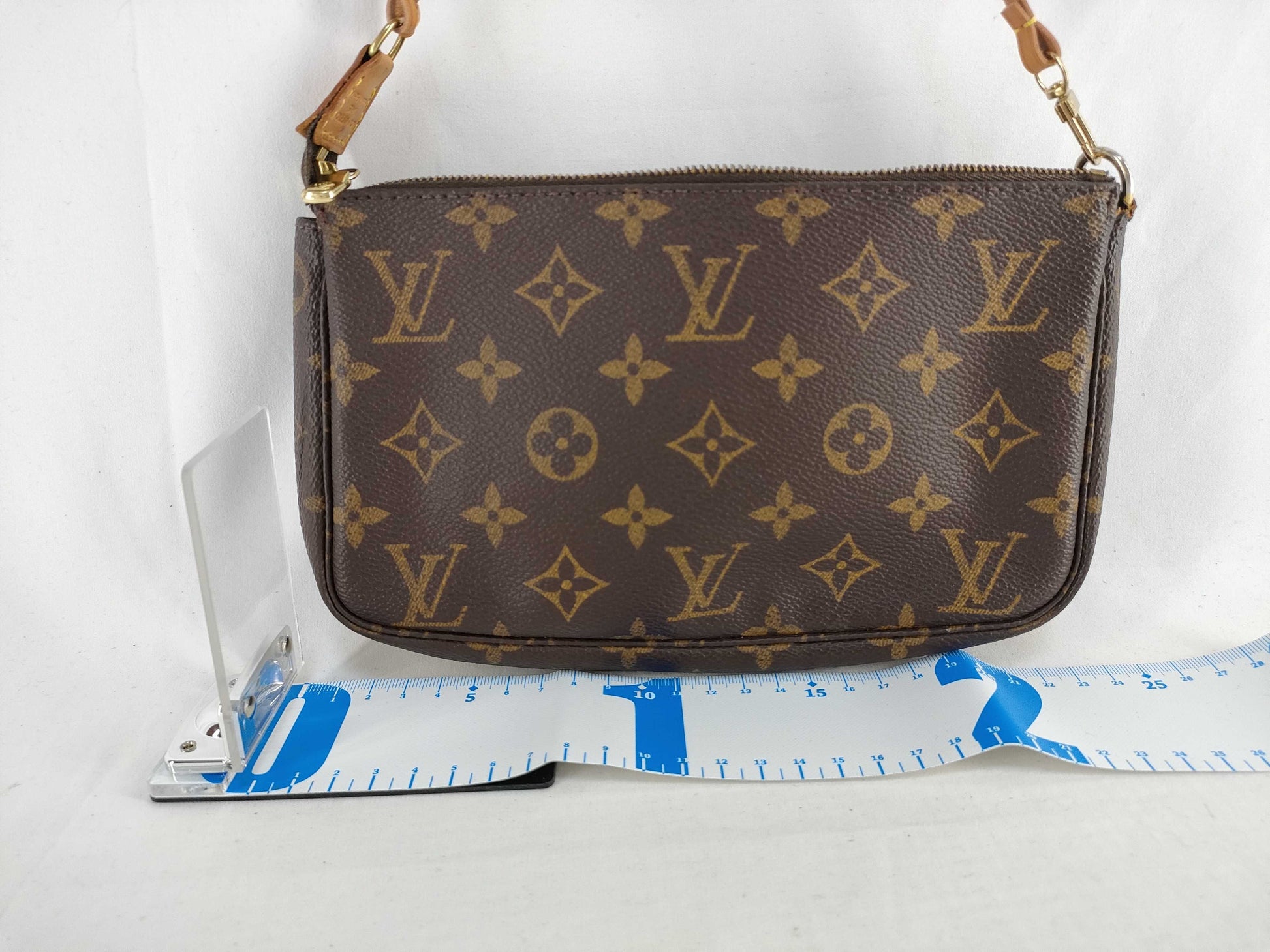 LOUIS VUITTON Monogram Accessoir Monogram AR1929 Pouch