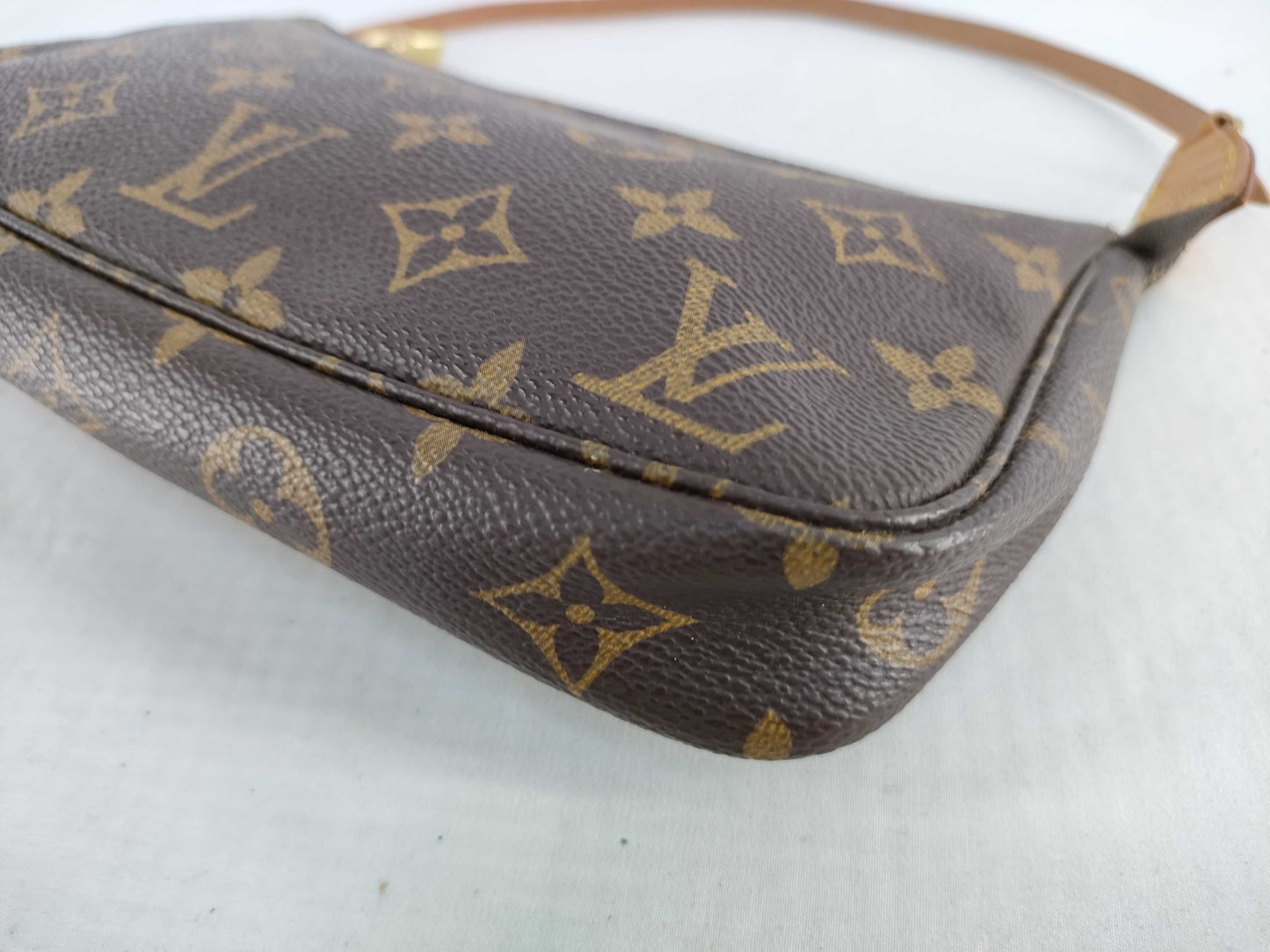 LOUIS VUITTON Monogram Accessoir Monogram AR0998 Pouch