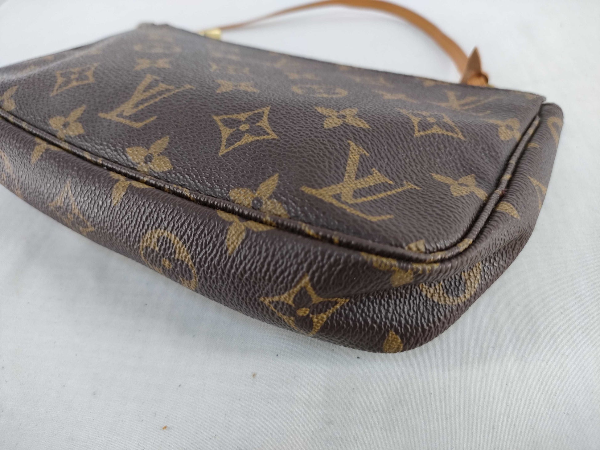 LOUIS VUITTON Monogram Accessoir Monogram VI0999 Pouch