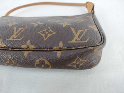 LOUIS VUITTON Monogram Accessoir Monogram AR0978 Pouch