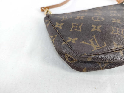 LOUIS VUITTON Monogram Accessoir Monogram TH0954 Pouch