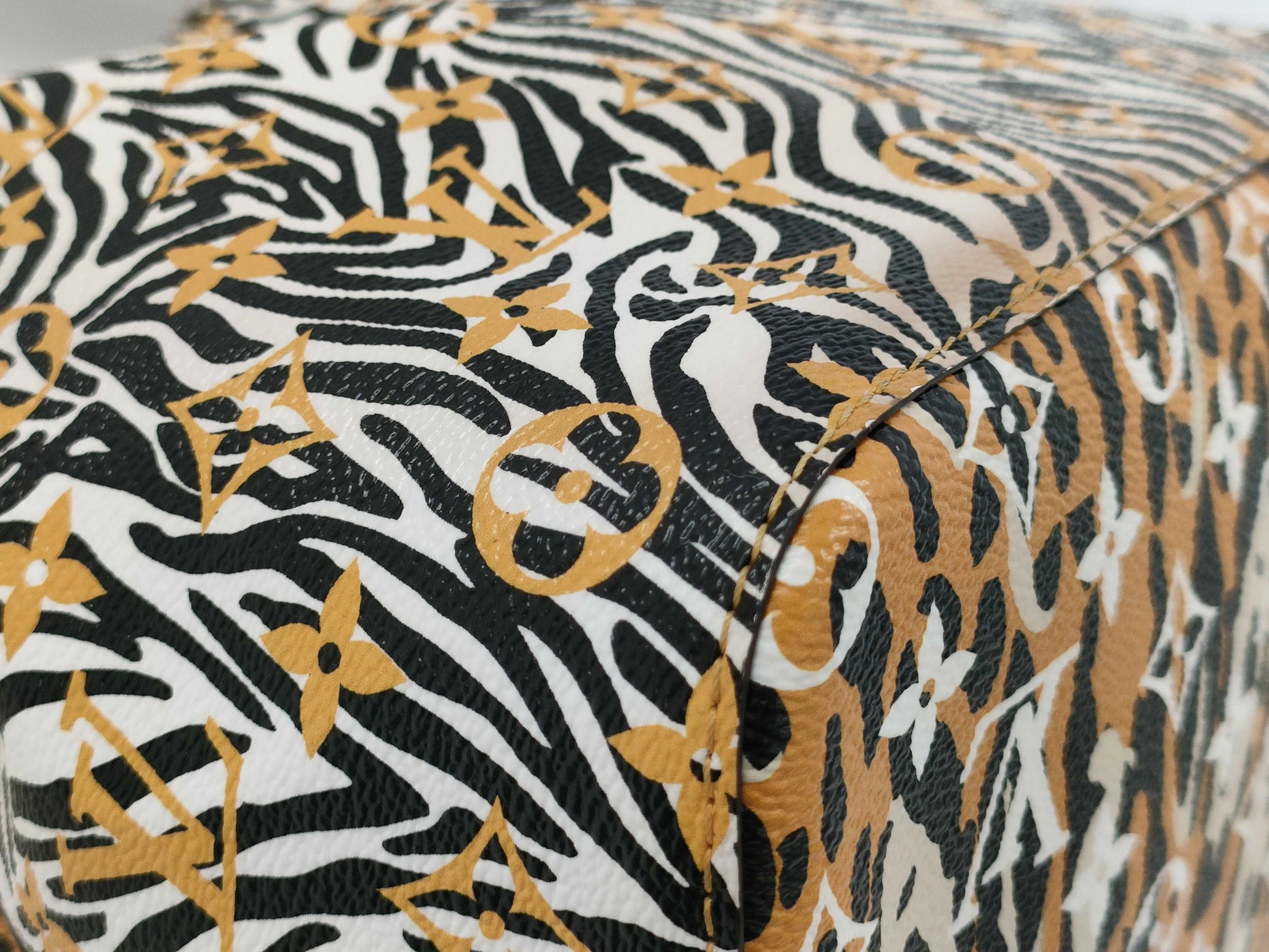 LOUIS VUITTON Louis Vuitton Monogram Jungle Neonoe M44679 Bag