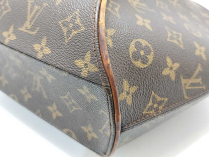 LOUIS VUITTON Monogram Louis Vuitton Monogram Ellipse MM Handbag
