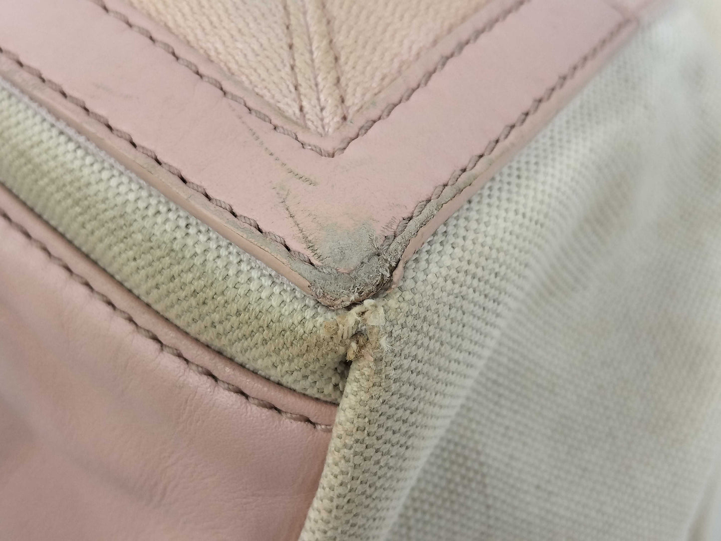 BALENCIAGA Valencia Cavas Bag