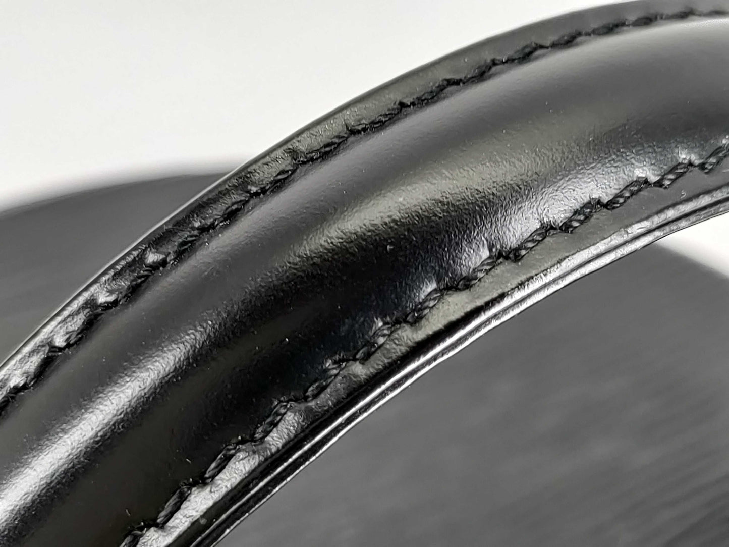 LOUIS VUITTON Epi LOUIS VUITTON Cannes M48032 Handbag