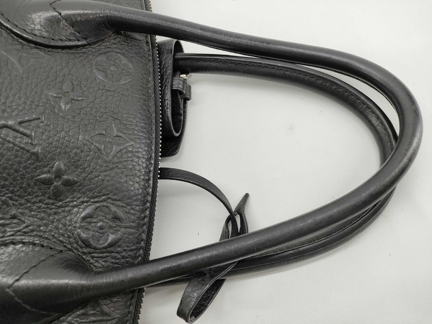 LOUIS VUITTON LOUIS VUITTON Revelation Lock It M40771 Handbag