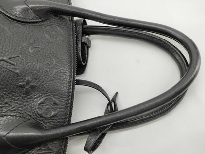 LOUIS VUITTON LOUIS VUITTON Revelation Lock It M40771 Handbag