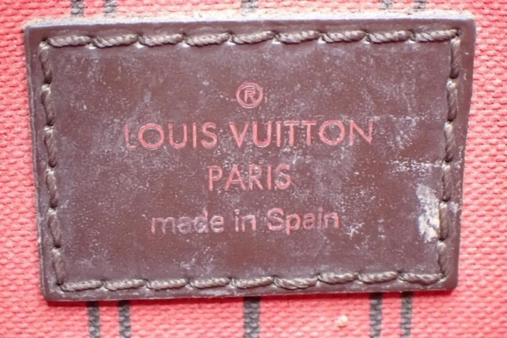 LOUIS VUITTON Damier Pouch Pouch