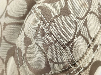 COACH Signature ◎. Shoulder Bag