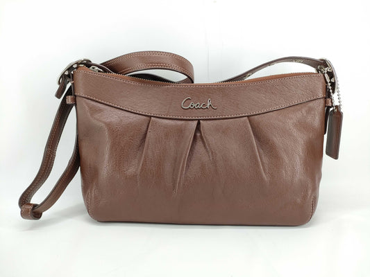 COACH ◎. Shoulder Bag