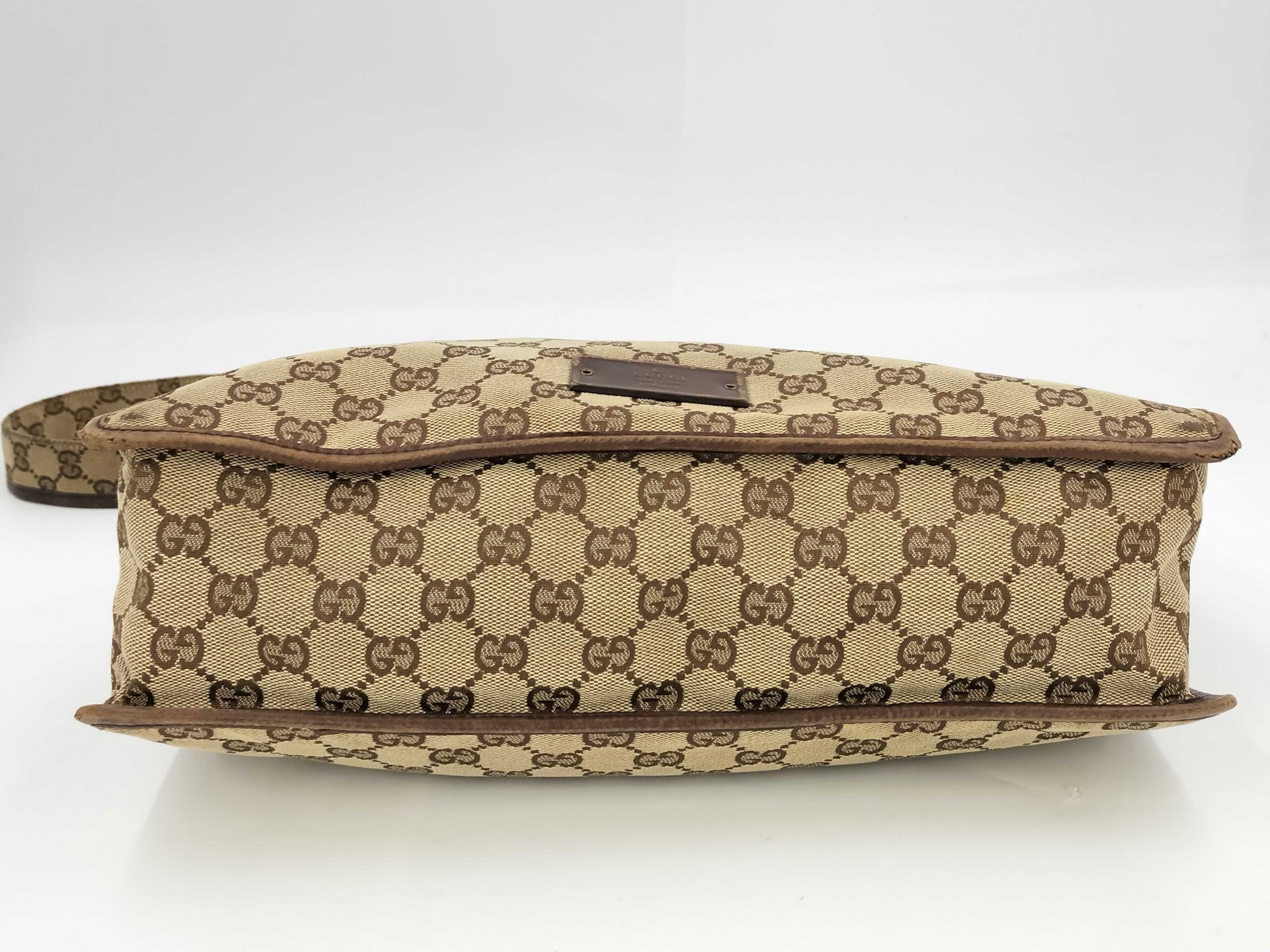 GUCCI Gucci GG Canvas Shoulder Bag