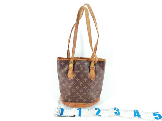 LOUIS VUITTON Monogram LV Bucket PM M42238 Monogram Tote Bag