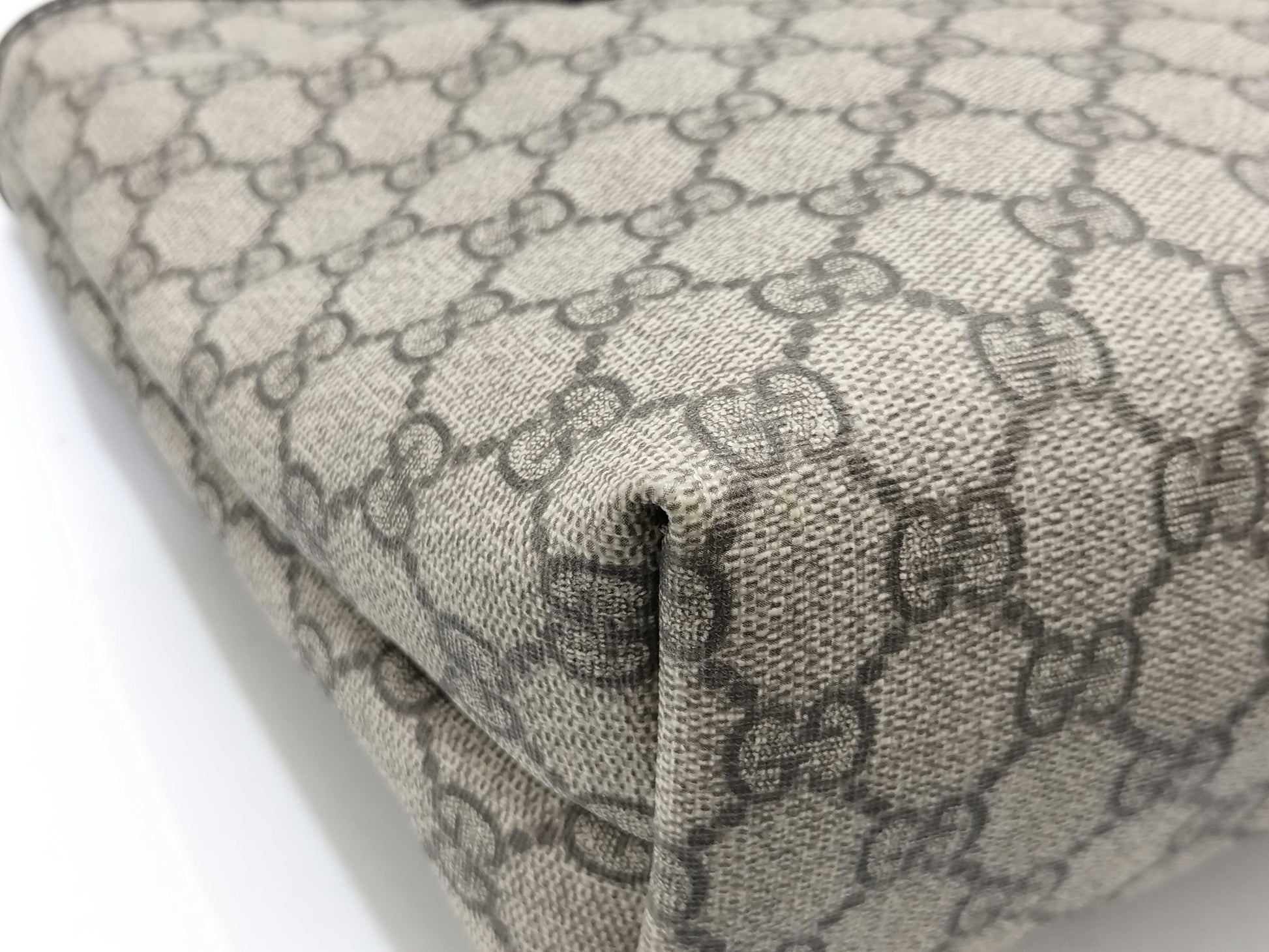 GUCCI GG Supreme GUCCI GG Supreme Tote Bag