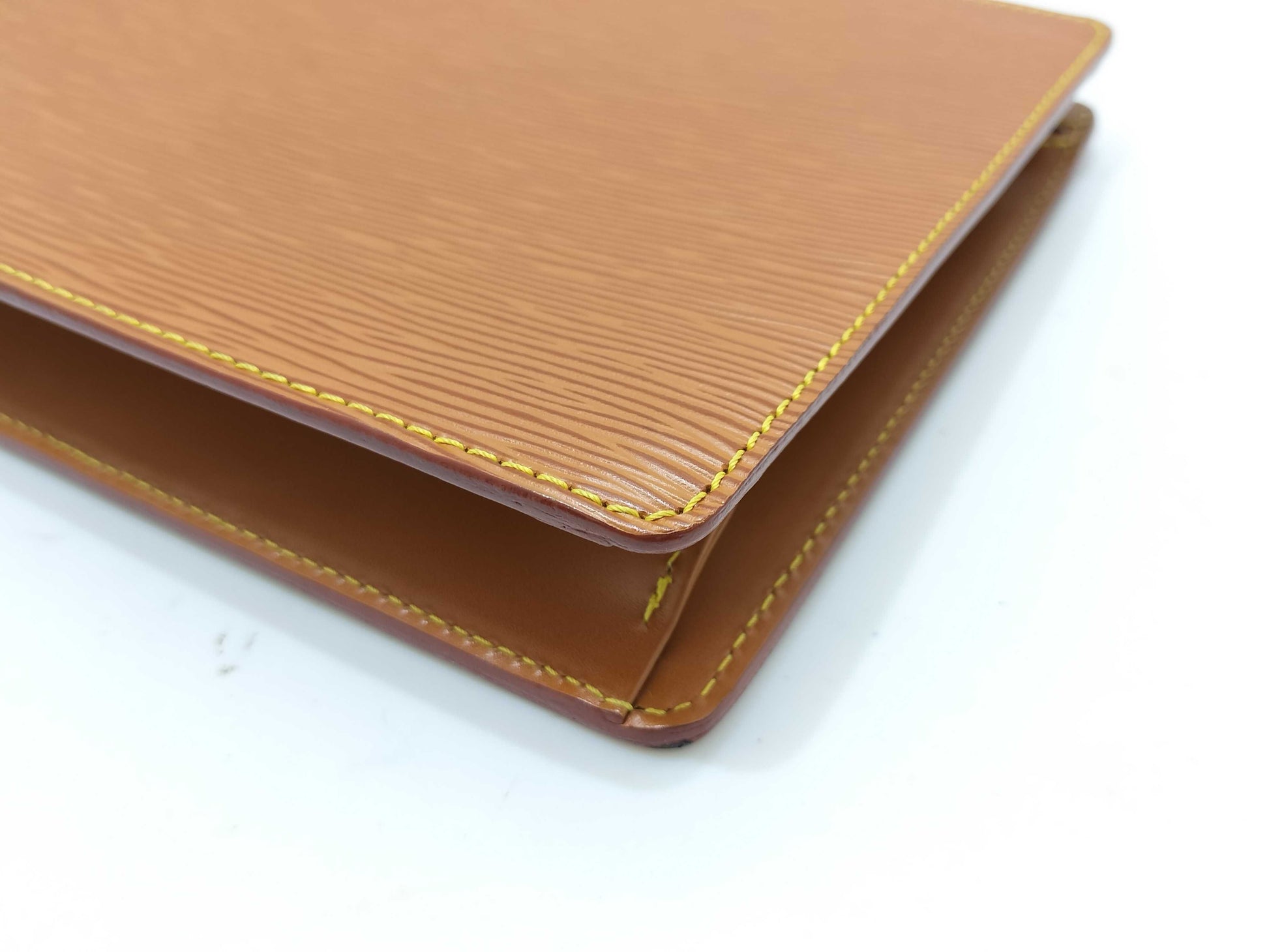 LOUIS VUITTON Epi Louis Vuitton Epi Second Bag