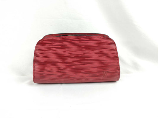 LOUIS VUITTON Epi Dauphine PM Pouch in Castilian Red M48447