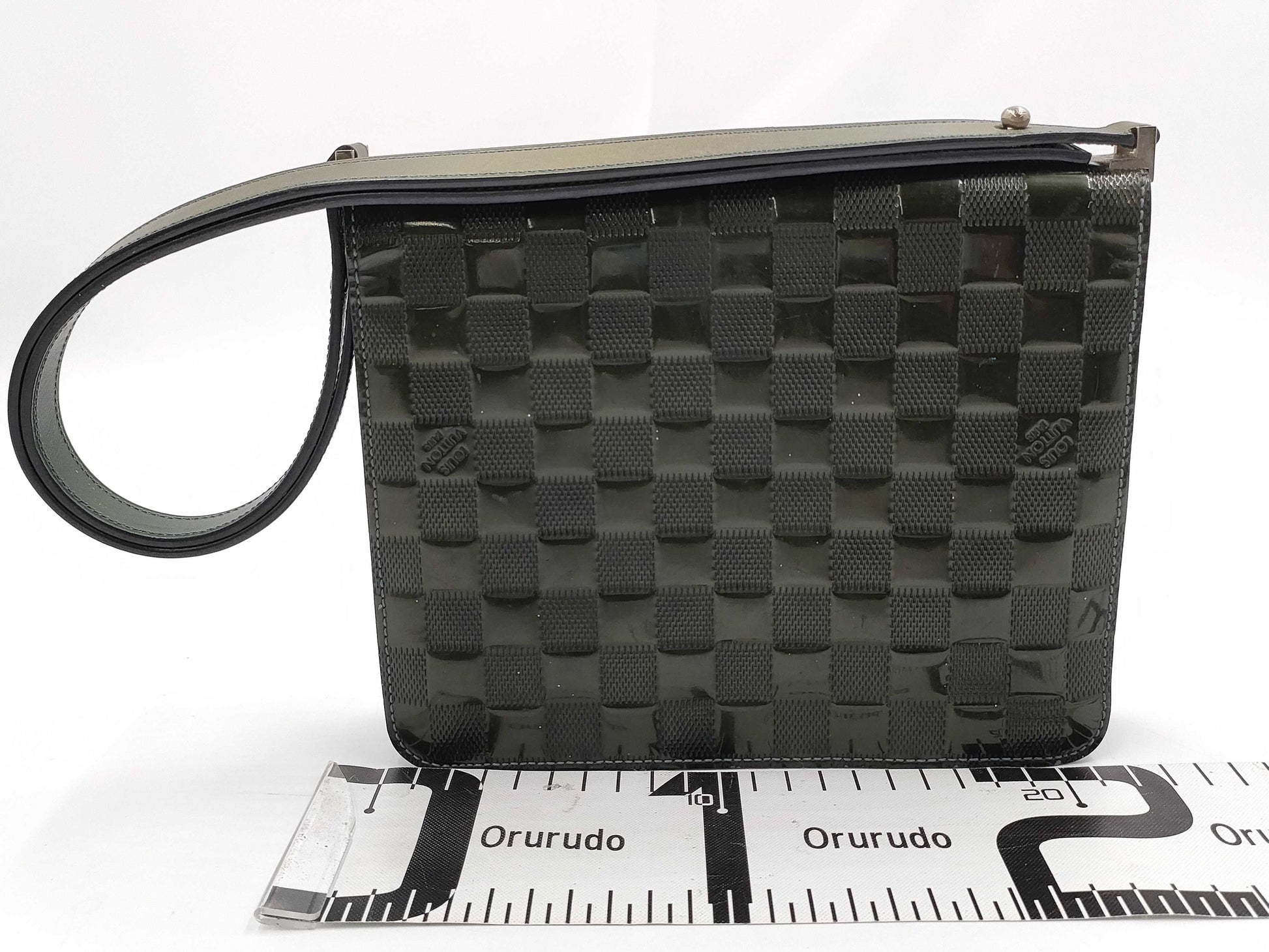 LOUIS VUITTON Verni Verni Cabaret Shoulder Bag
