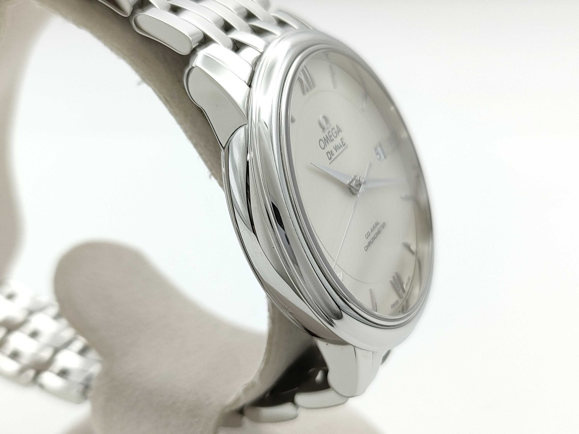 OMEGA Devil Co-Axial 424.10.37.20.02.001 82704899 Automatic Silver Dial Men's Watch