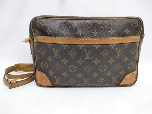 LOUIS VUITTON Monogram Trocadero 28 M51274 Shoulder Bag