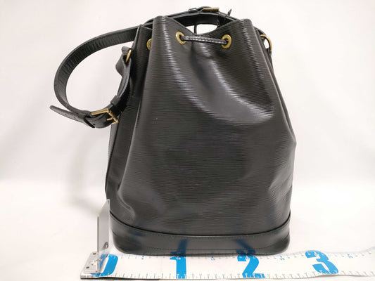LOUIS VUITTON Epi Noe M52052 Shoulder Bag