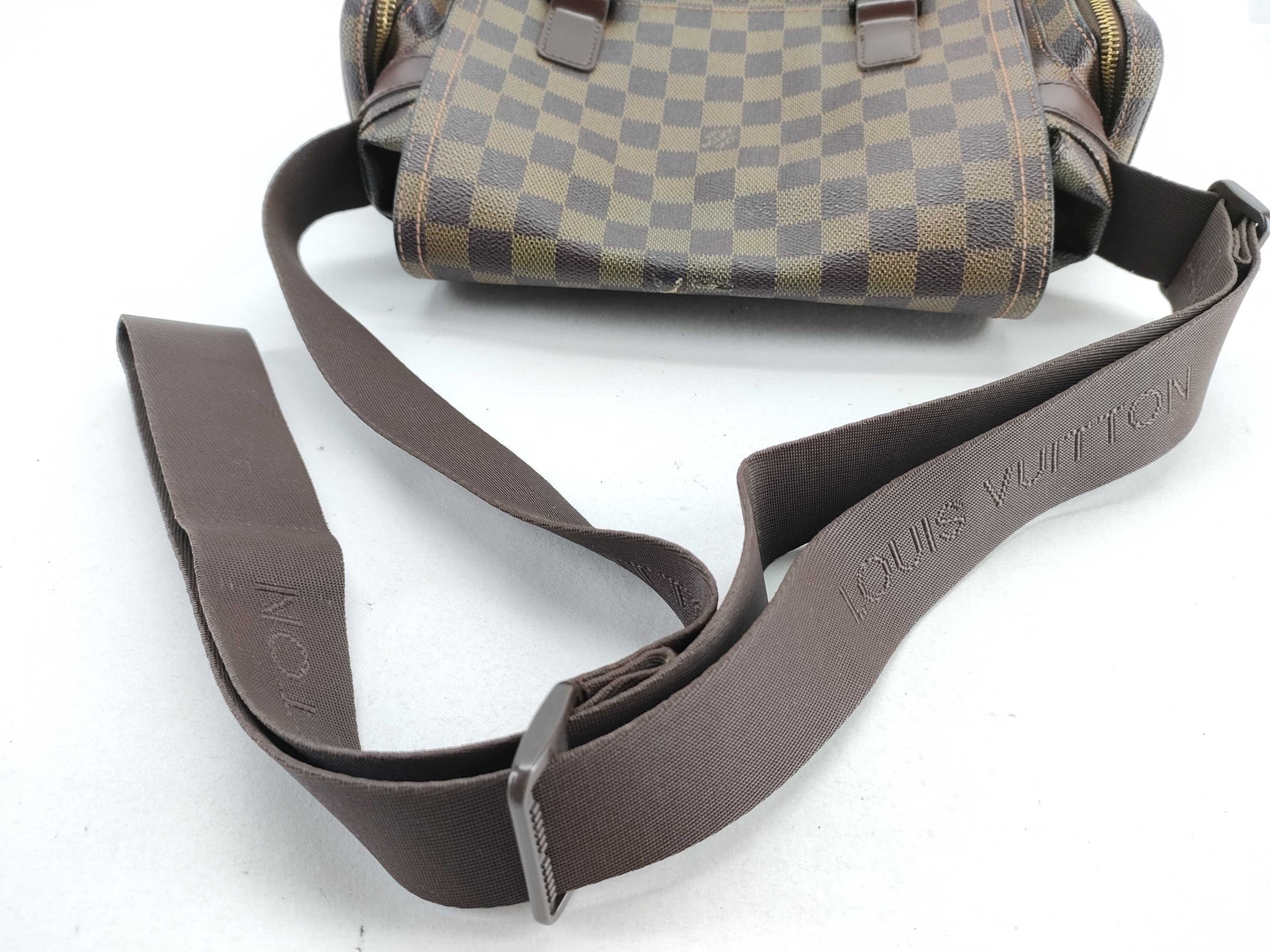LOUIS VUITTON Damier Shoulder Bag