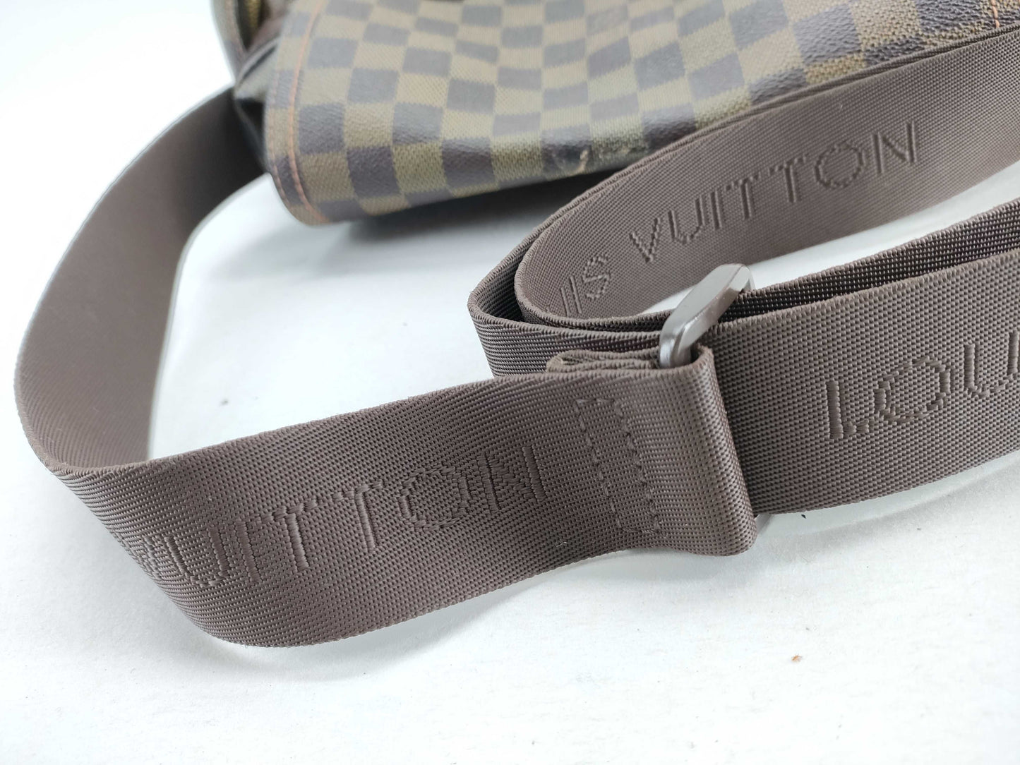 LOUIS VUITTON Damier Shoulder Bag