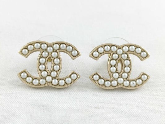 CHANEL Coco Mark Chanel B21P Earrings with Box