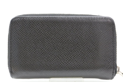 LOUIS VUITTON Taiga Taiga Coin Case