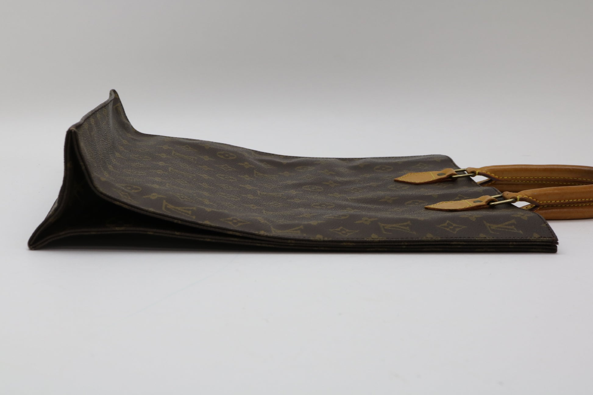 LOUIS VUITTON Monogram Sac Plat Handbag