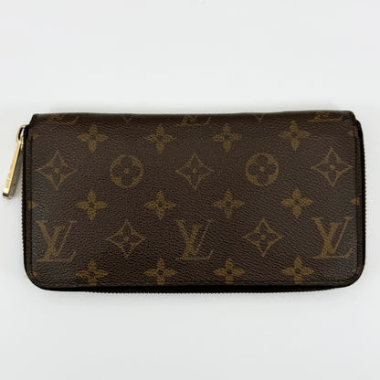 LOUIS VUITTON Monogram Zippy Wallet Round M42616 Wallet