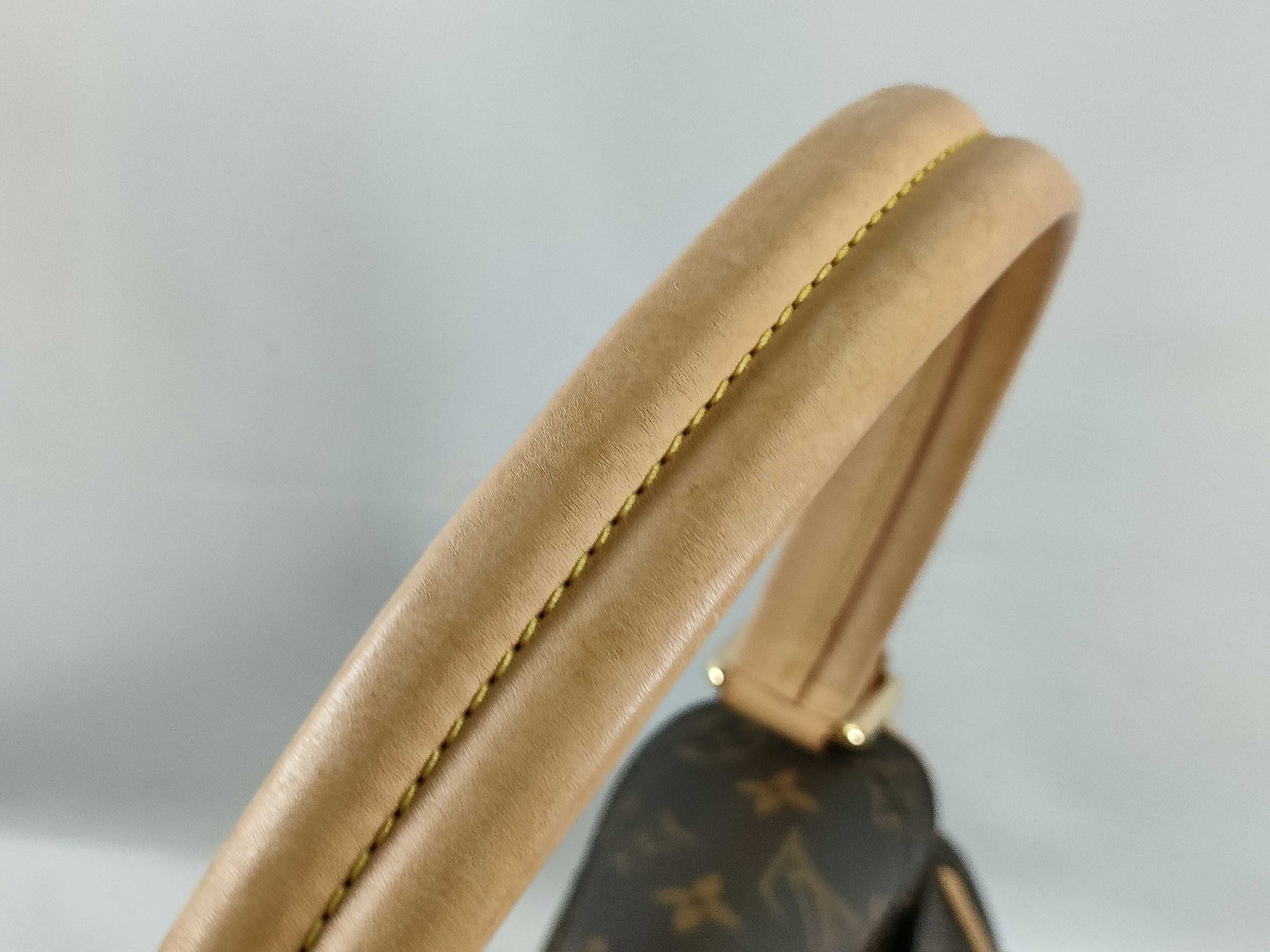 LOUIS VUITTON Monogram LOUIS VUITTON Beverly MM Monogram M40121 Shoulder Bag