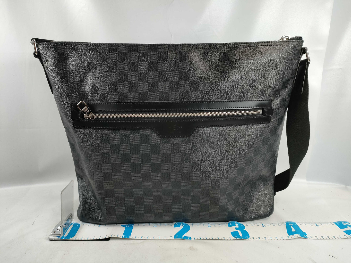 LOUIS VUITTON Damier Graphite Louis Vuitton Mick GM N41105 Shoulder Bag