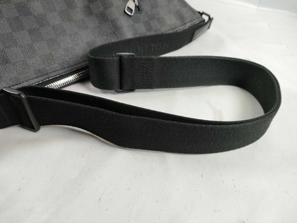 LOUIS VUITTON Damier Graphite Louis Vuitton Mick GM N41105 Shoulder Bag