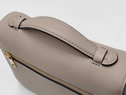 LOUIS VUITTON Limited Edition LV Lockme Oxford Handbag M22792 Includes Box, Bag, and Shoulder Strap