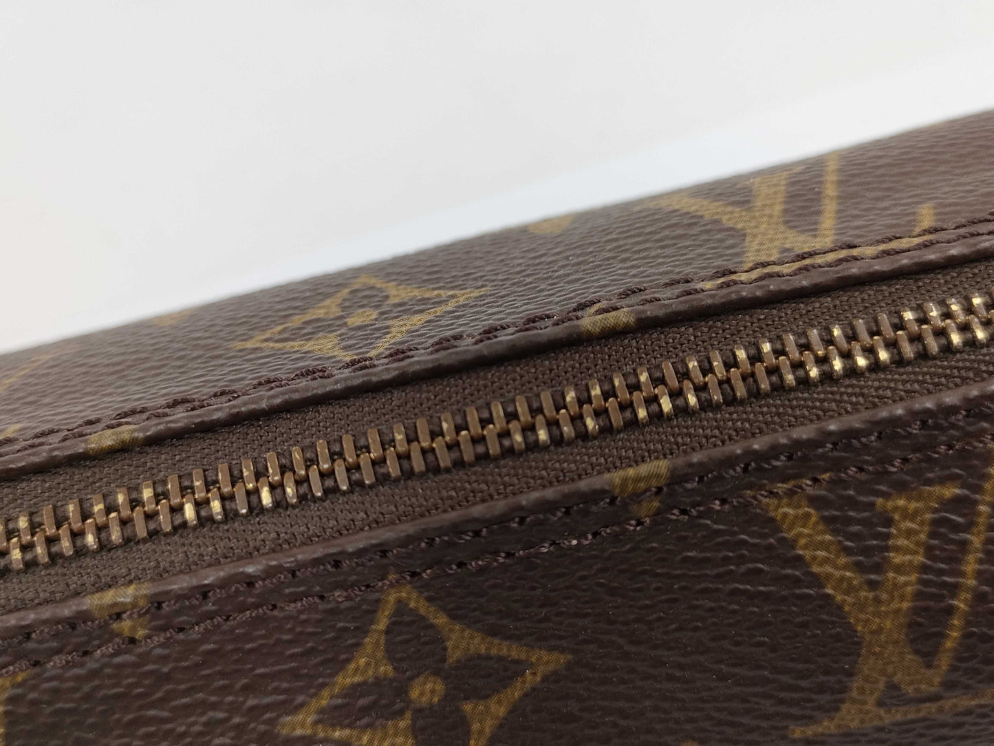 LOUIS VUITTON Monogram LV Monogram Papillon Pouch