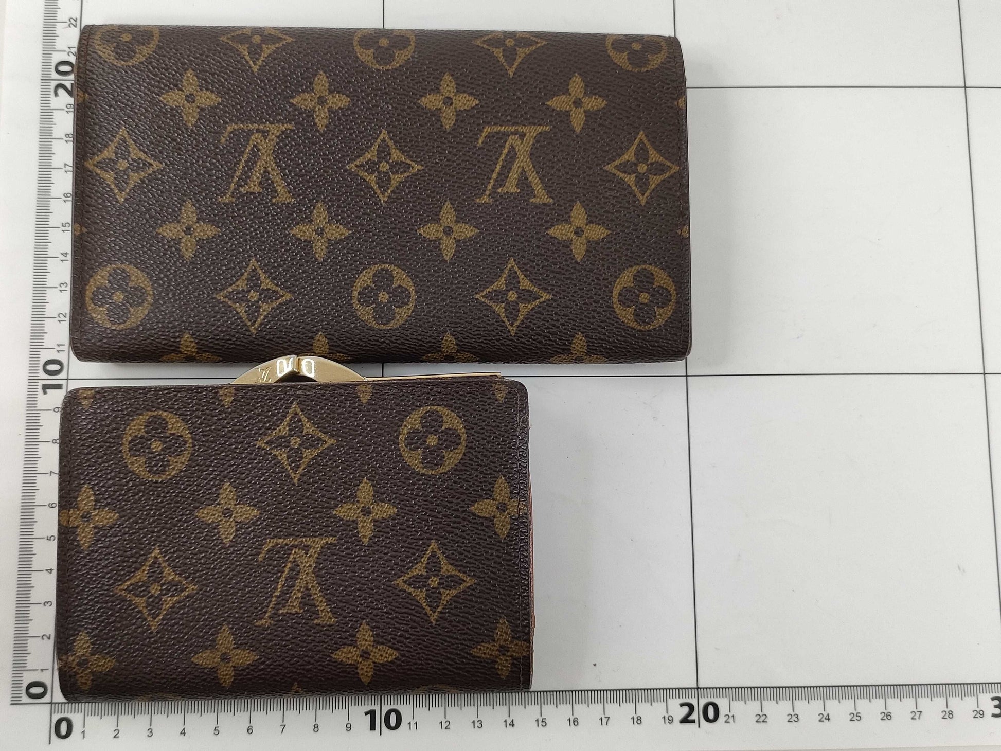 LOUIS VUITTON Monogram LV Monogram Two-Piece Wallet Set: Porte Monnaie Credit M61723/Portefeuille Viennois M61674