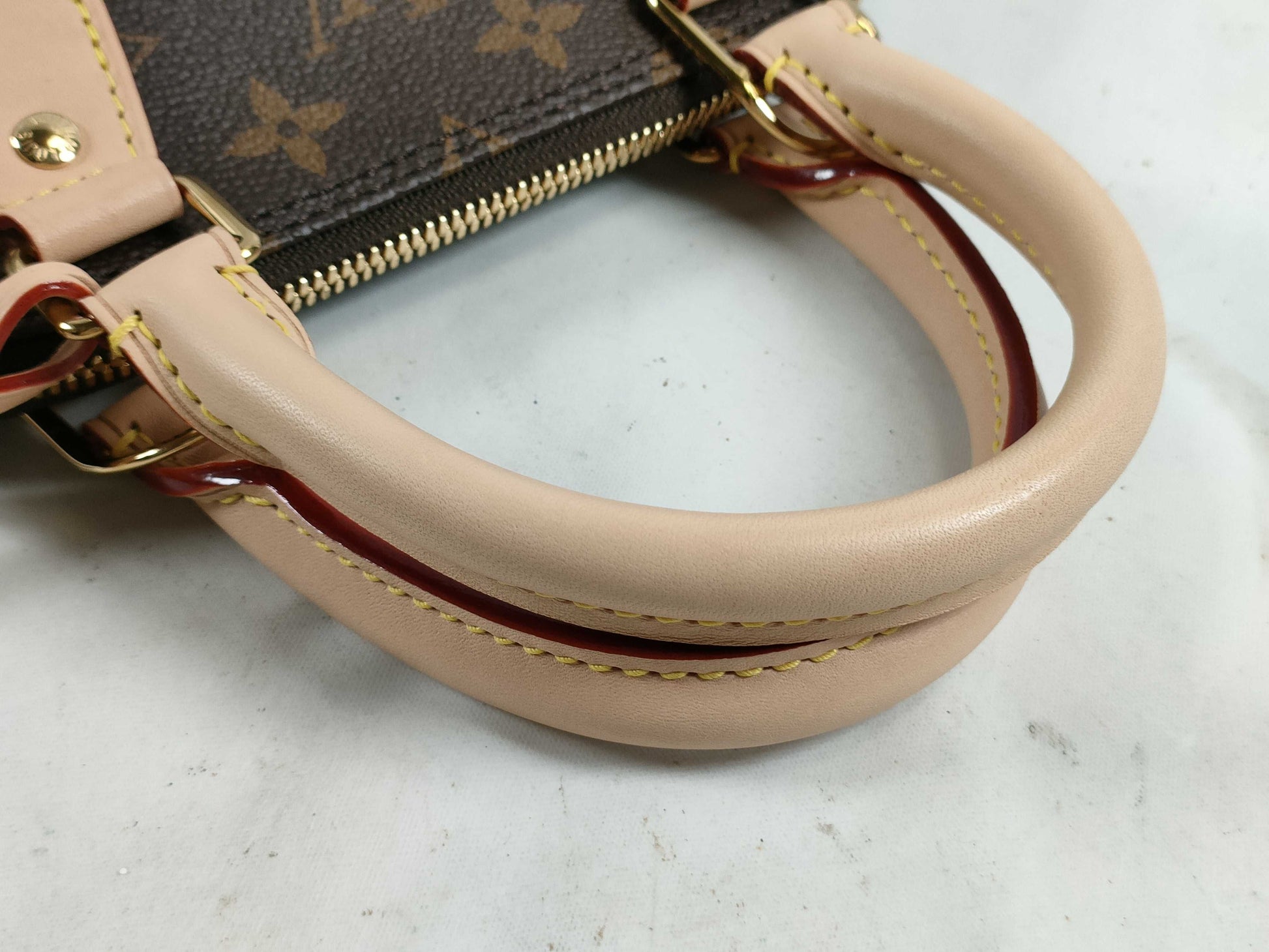 LOUIS VUITTON Monogram Louis Vuitton M46990 Monogram Alma BB Handbag