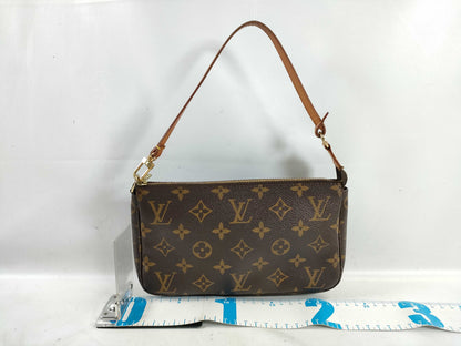 LOUIS VUITTON Monogram Monogram Louis Vuitton Pochette Accessoires M51980 Pouch