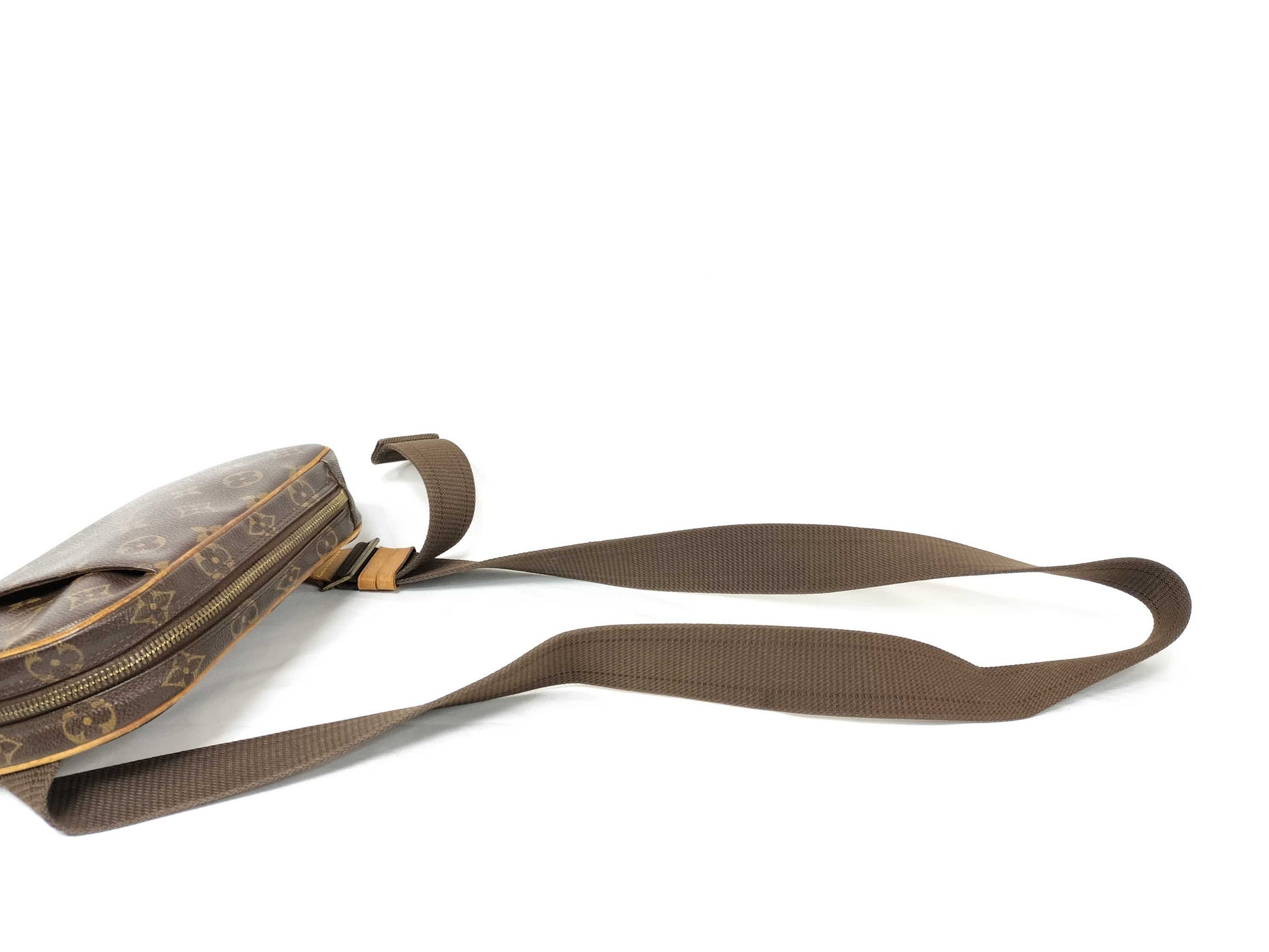 LOUIS VUITTON Monogram Pochette Ganjou M51870 Shoulder Bag