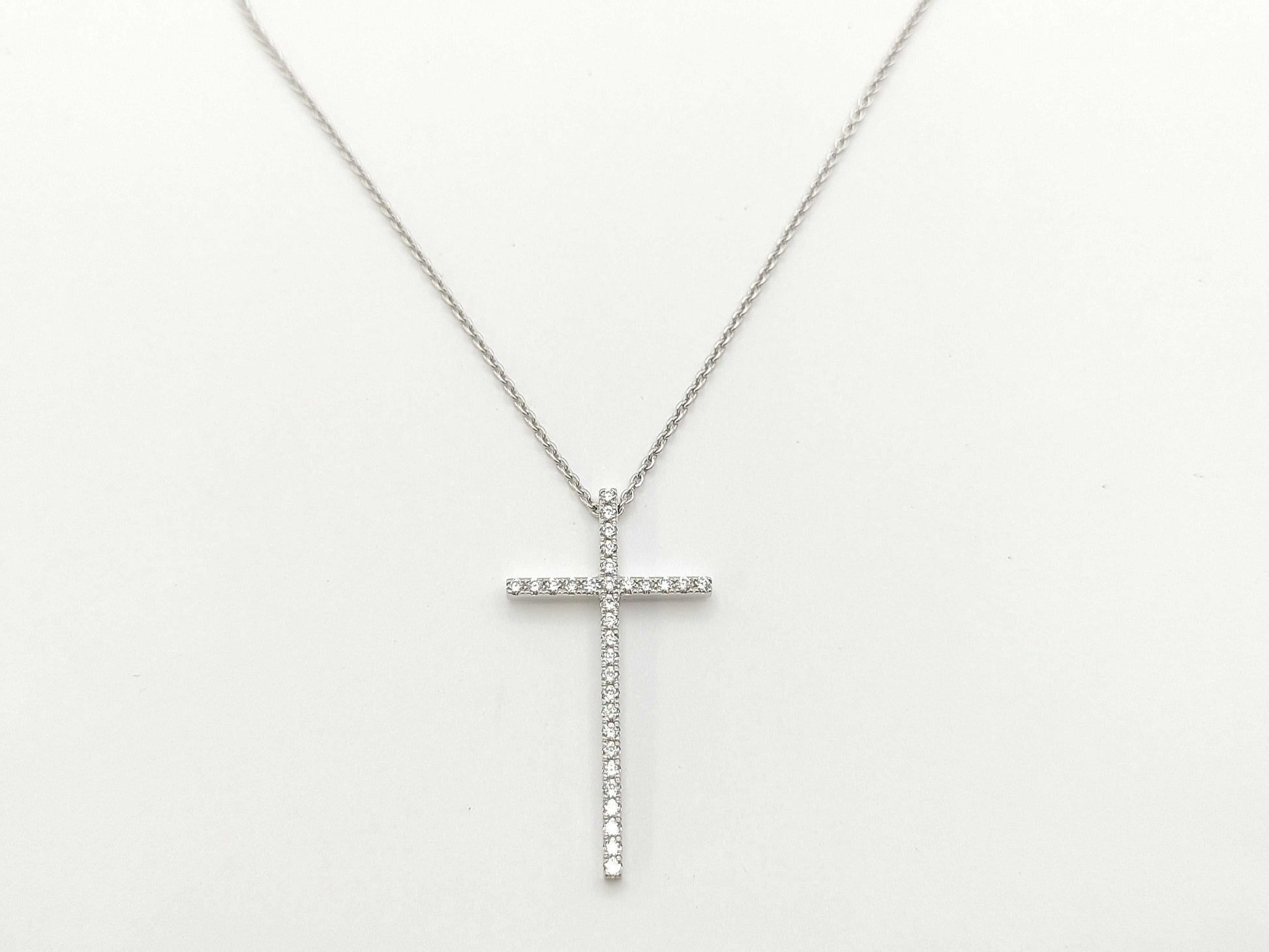 Tiffany & Co. Metro Cross Diamond Necklace in 750 White Gold, 4.0g 